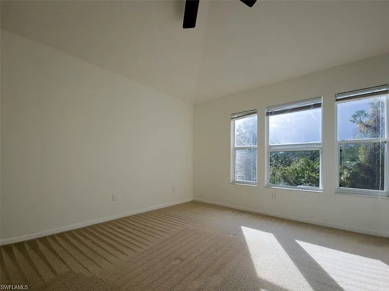 2332 Silver Palm Dr — Photo 11