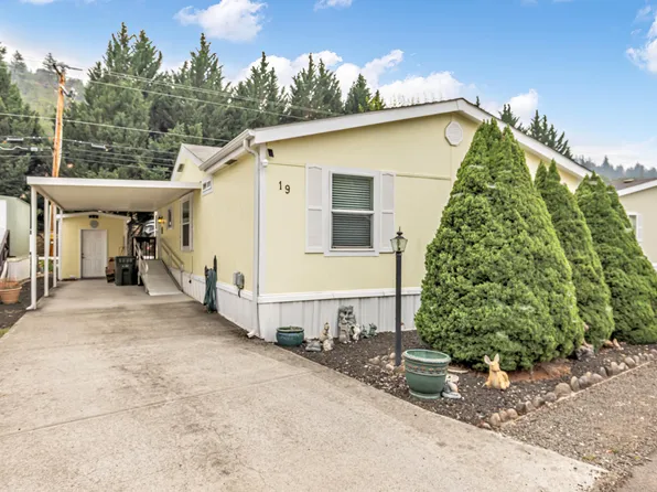 21 Brophy Way Unit 19, Shady Cove, OR 97539