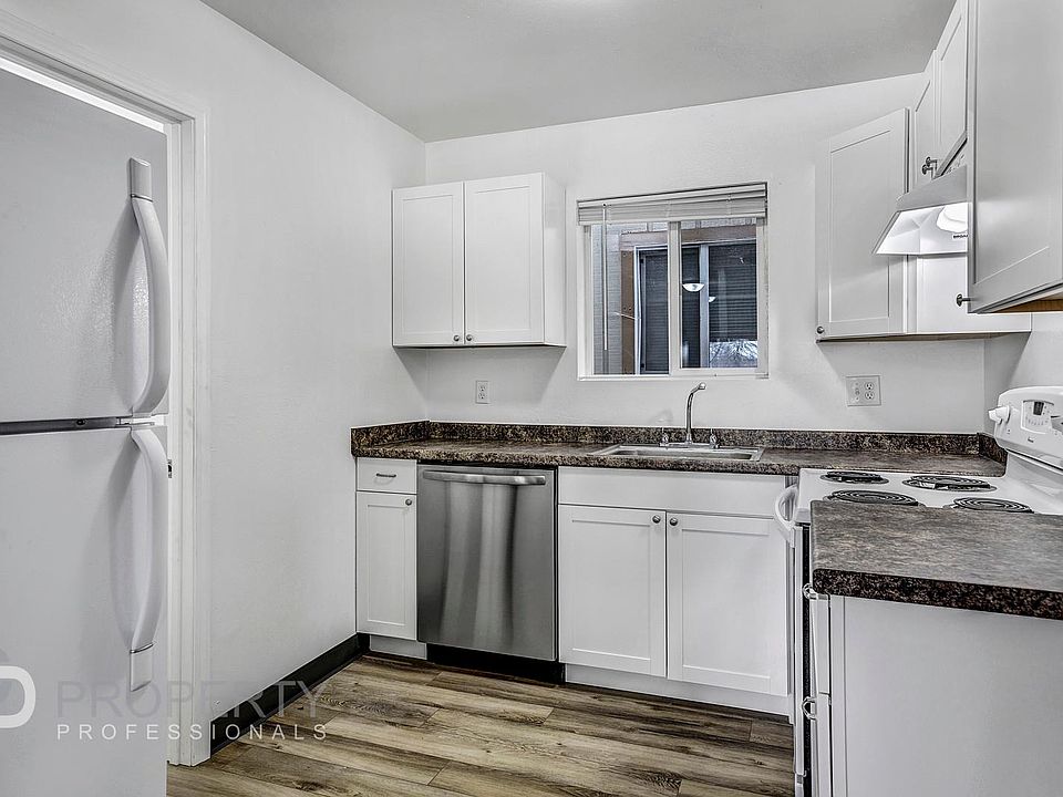 1st image of 777 Main St Unit 4