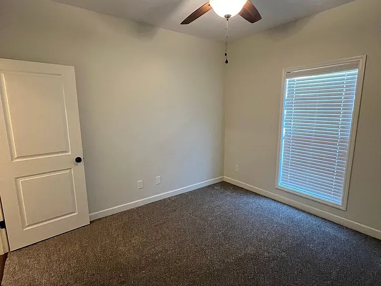 660 Valley Stream Dr — Photo 19