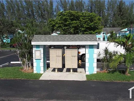 1 bed, 830 sqft, $1,600 — Photo 3