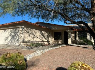 8470 N Snowdrop Dr, Tucson, AZ 85742