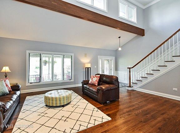 2nd image of 19642 Summerhill Ct