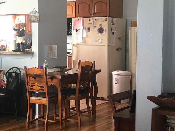 4th image of 402 S Bayview Blvd