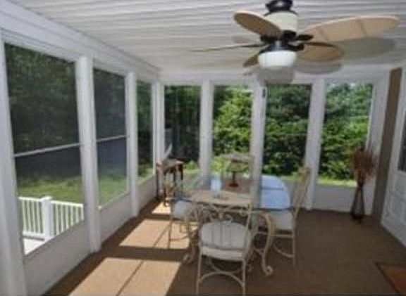 5th image of 17 Holstein Ave