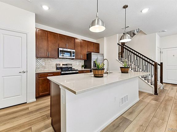 5th image of 28840 E 6th Place