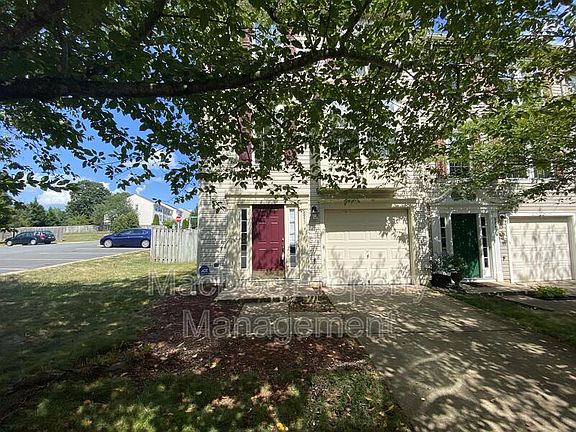 2nd image of 9843 Bartley Ct