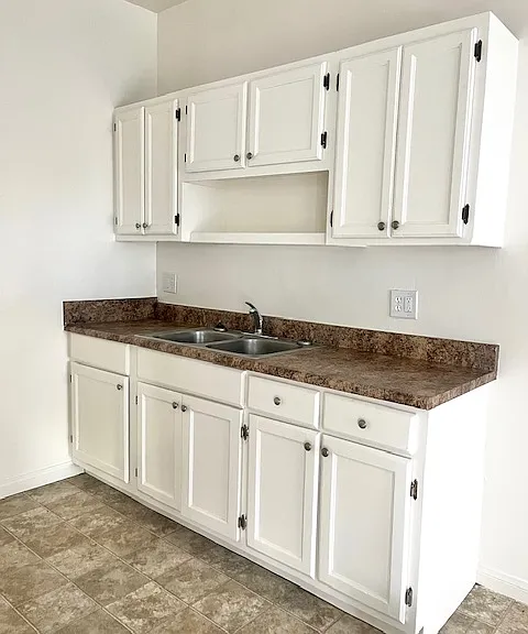 Ample counter space in kitchen