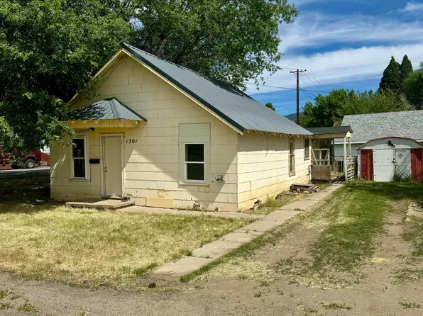 1307 & 1301 Modoc St, Susanville, CA 96130