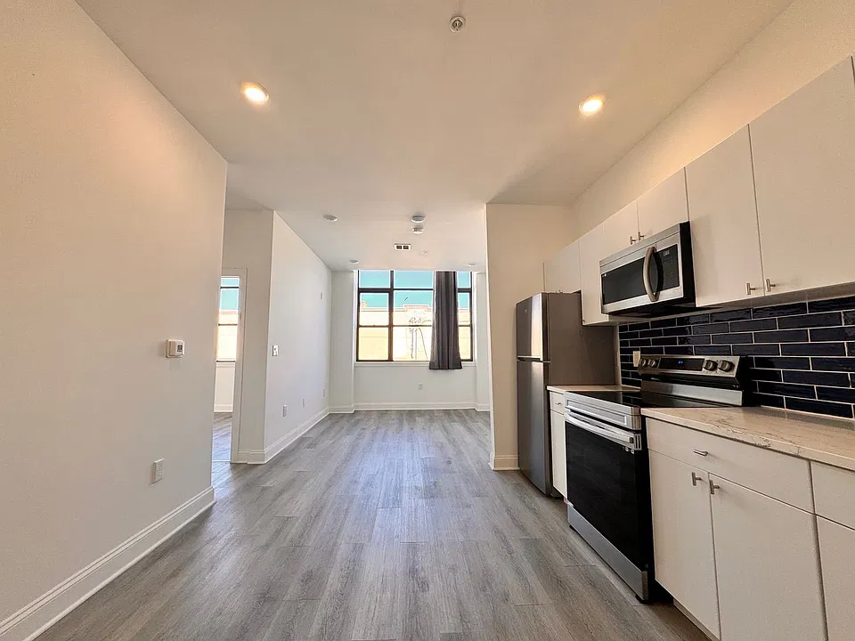 1600 West Hunting Park - Residential