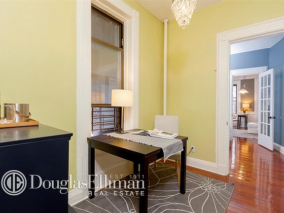 2nd image of 404 W 48th St APT 3D