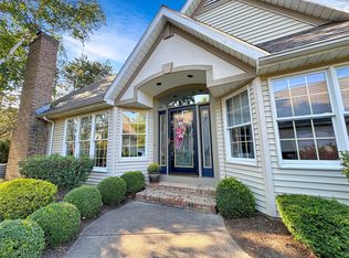 5245 Wolf Run Village Ln, Erie, PA
