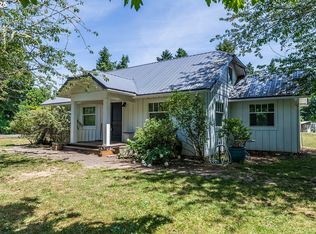 903 Curtin Rd, Cottage Grove, OR 97424