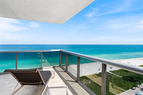 5875 Collins Ave Photo 1