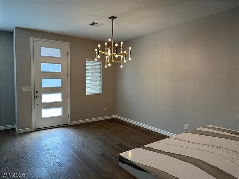 600 N Carriage Hill Dr #1043 — Photo 5
