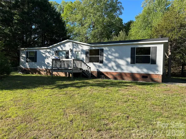 681 McEntire Rd, Rutherfordton, NC 28139