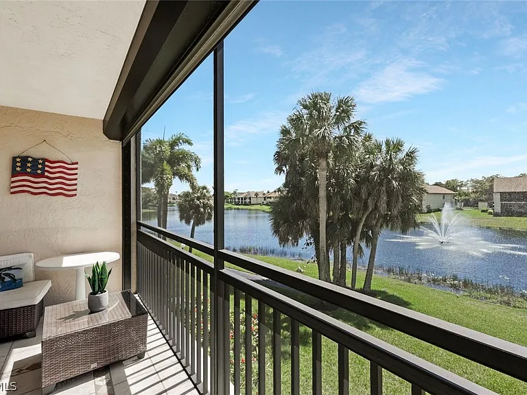 8445 Charter Club Cir #11 — Photo 23