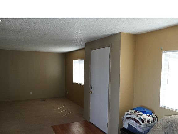 4th image of 87183 Glitter Ln