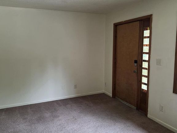 3rd image of 701 Farnam St #1