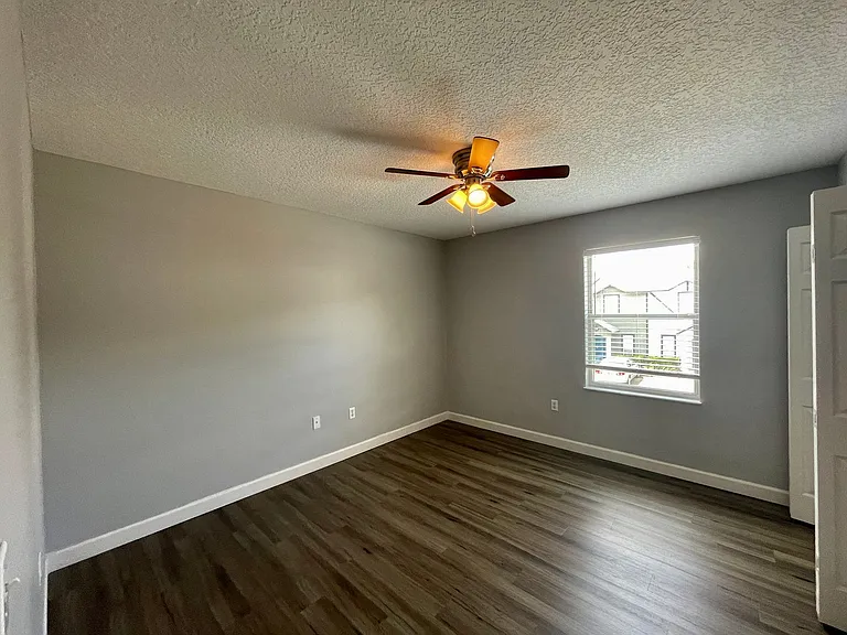 Village Park Townhomes | 2 & 3 Bedroom Apartments in Lady Lake, FL — Photo 50