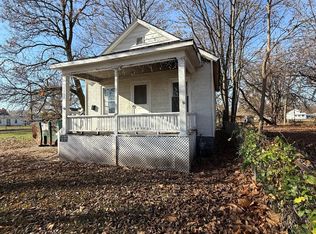 1353 N Morgan St, Decatur, IL 62526