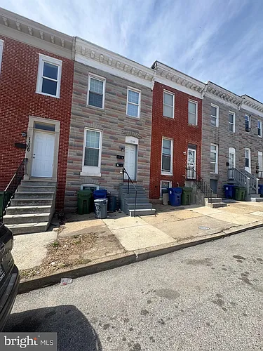 1108 N Bond St Photo 1