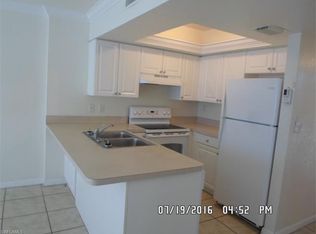 2950 Royal Palm Ave APT 102, Fort Myers, FL 33901