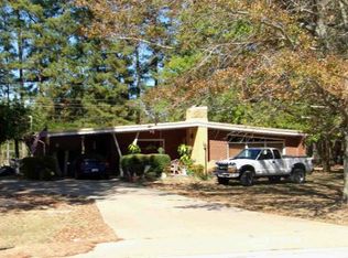 507 N Military St, Loretto, TN 38469