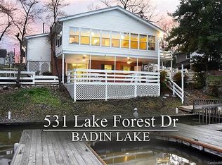 531 Lake Forest Dr, New London, NC 28127