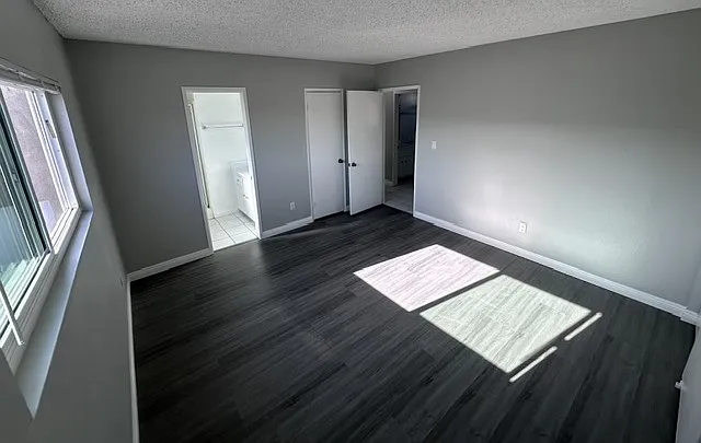 7842 Shaffer Cir #4 — Photo 9