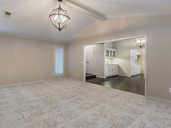 5th image of 3506 Plum Ln
