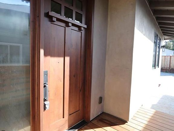 5th image of 408 Monterey Ave