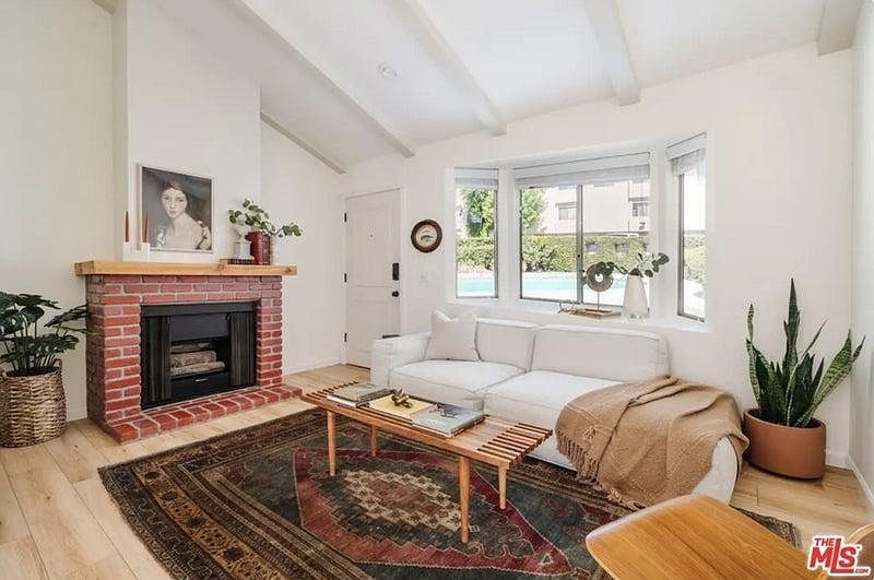 1st image of 7125 Shoup Ave APT 103