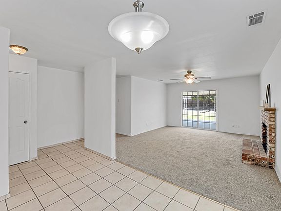 4th image of 3712 S Valley Court