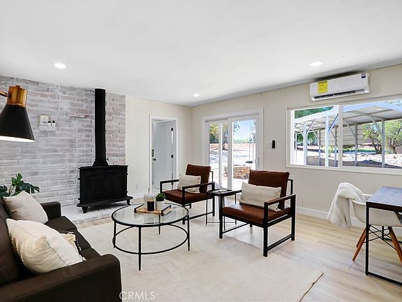 2nd image of 6720 Gaylord St