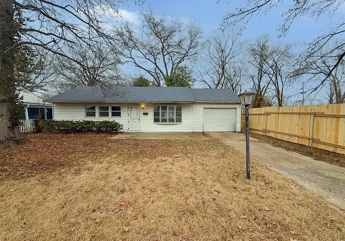 Building Photo - 21 Agnes Dr