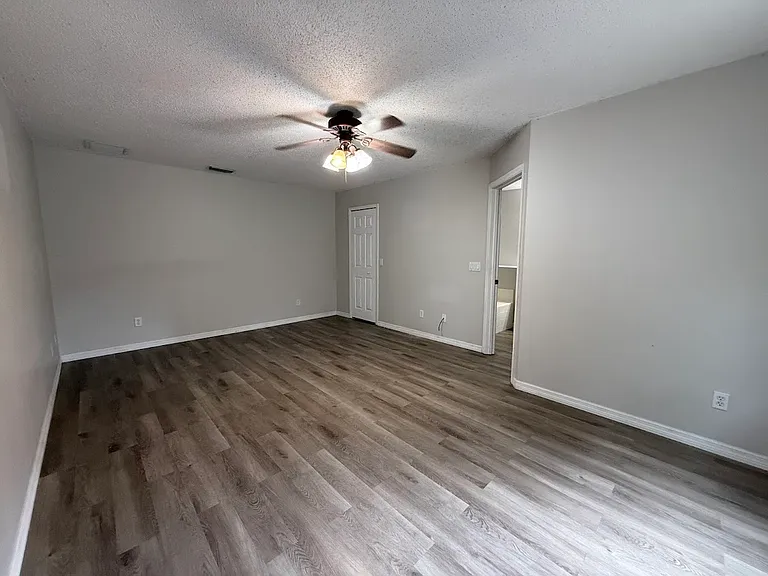 548 SW Undallo Rd — Photo 14