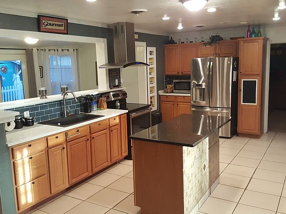 4th image of 1022 S 18th St