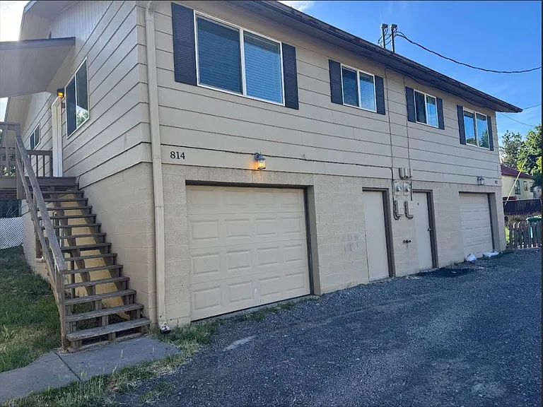 812 & 814 Saint Francis St — Photo 1
