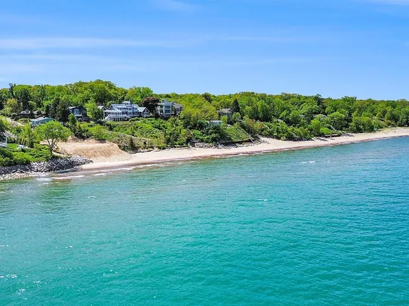 4281 Lake Shore Dr, New Buffalo, MI 49117