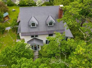 54 Hollenbeck Ave, Great Barrington, MA 01230