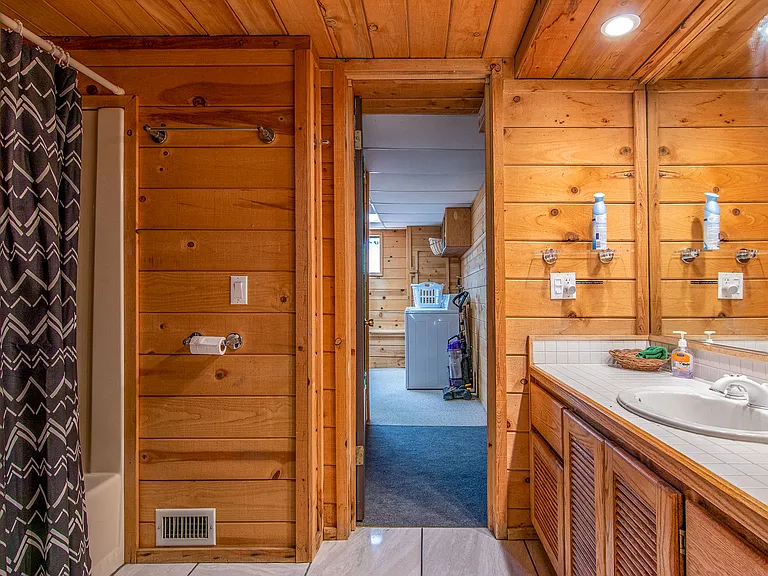 24800 Marion Ridge Dr — Photo 50