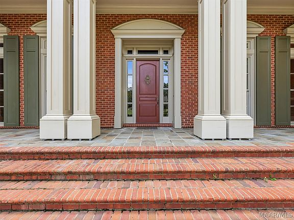 2nd image of 6024 Greystone Pl