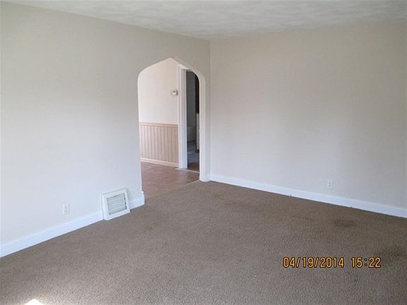5th image of 1503 E Milwaukee St