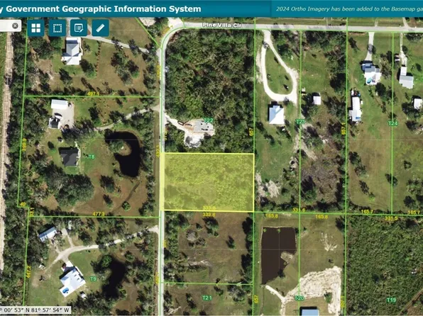 Pine Villa Cir, Punta Gorda, FL 33982