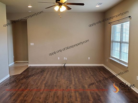 4th image of 2417 17th Ave