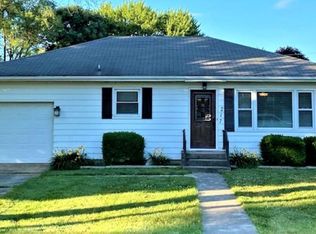 217 NW Jefferson St, Hopedale, IL