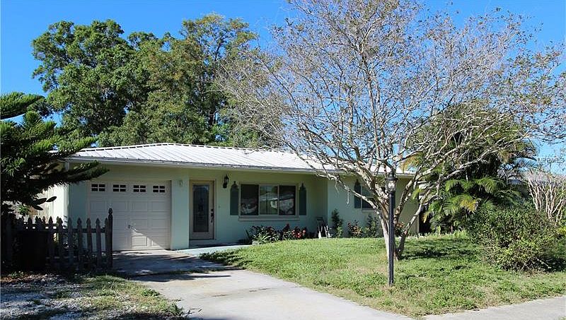 1st image of 1577 Cambridge Dr
