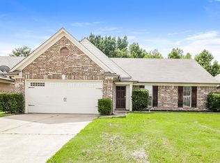 8643 Bonfire Dr, Southaven, MS 38671