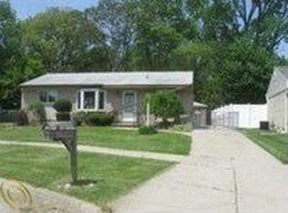 6770 Emily Ct, Westland, MI 48185